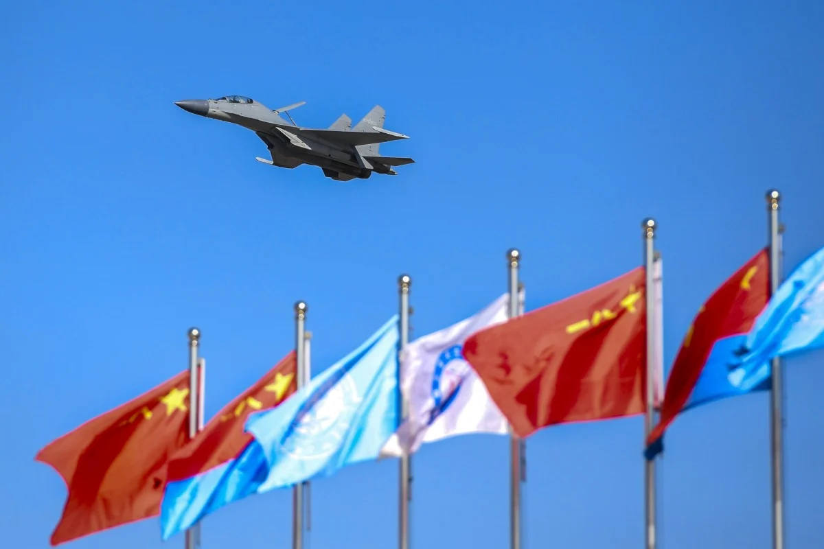 China’s J-16 “Hidden Dragon” Gains Renewed Attention After Reported Encounter with Foreign Jets