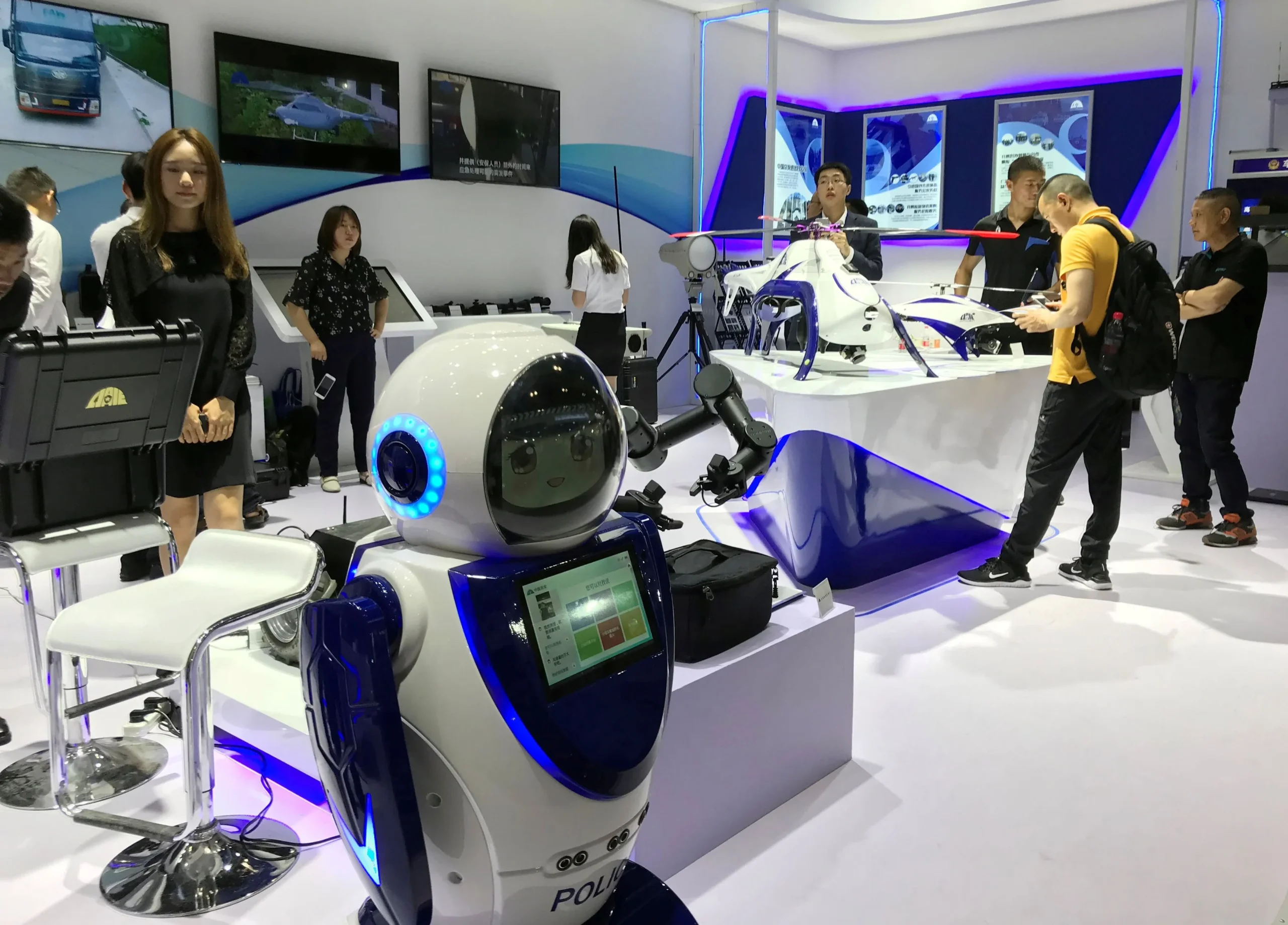 China’s Robotics Industry Eyes Global Markets After Domestic Saturation