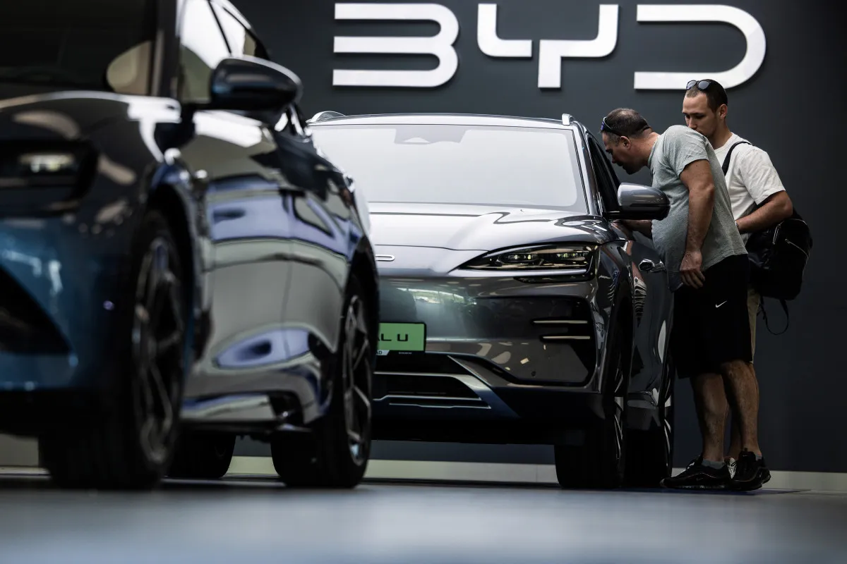 EV Exports Hit Record as BYD and NIO Lead Global Mobility Shift