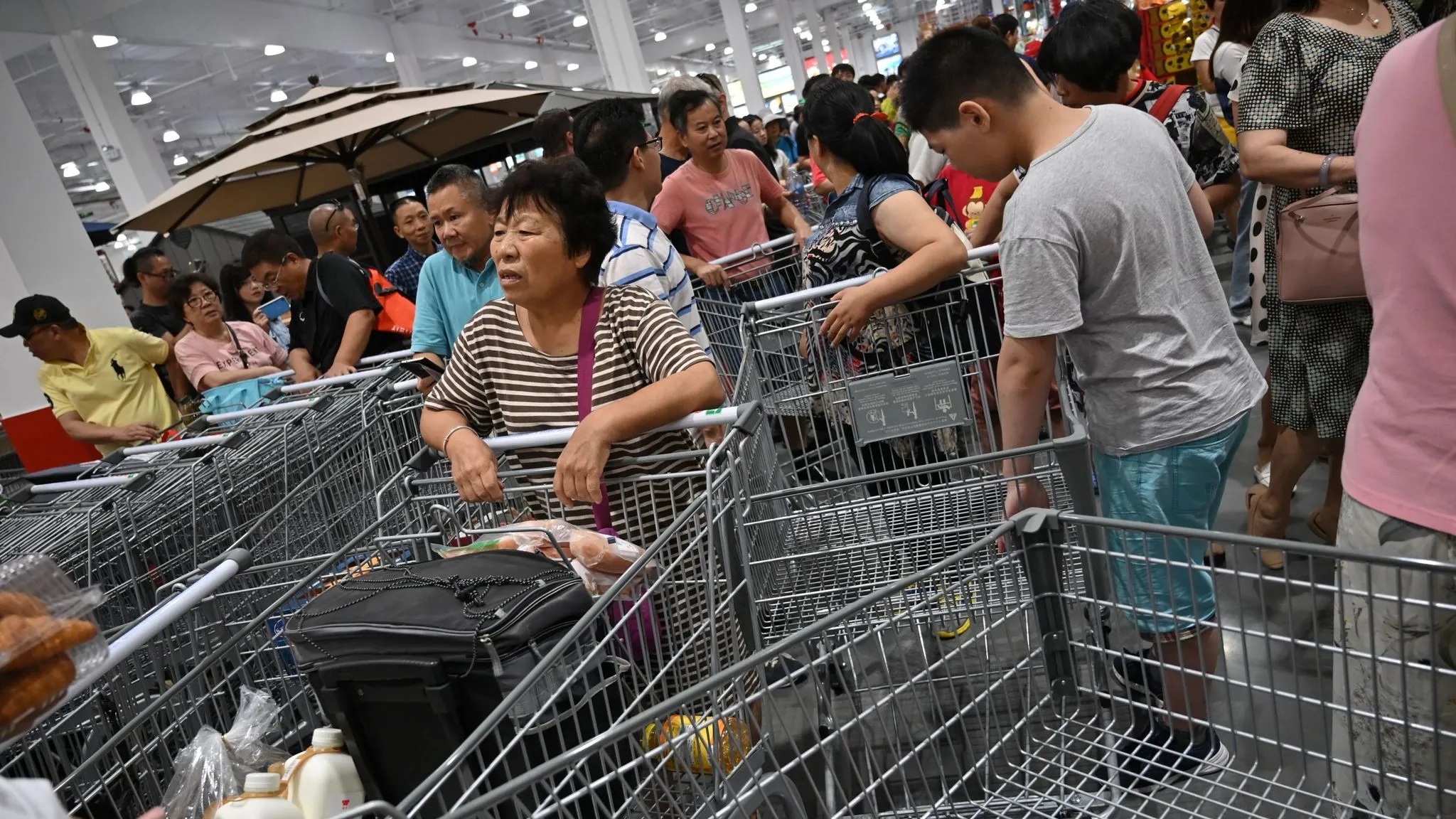 China’s GDP Growth Rebounds to 4.7% as Consumption and Exports Regain Momentum