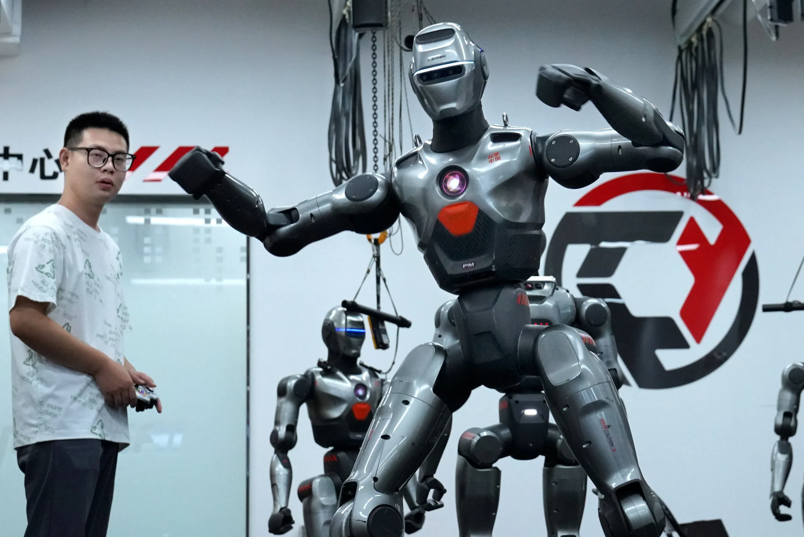 Industrial Robots Boost Productivity in Guangdong