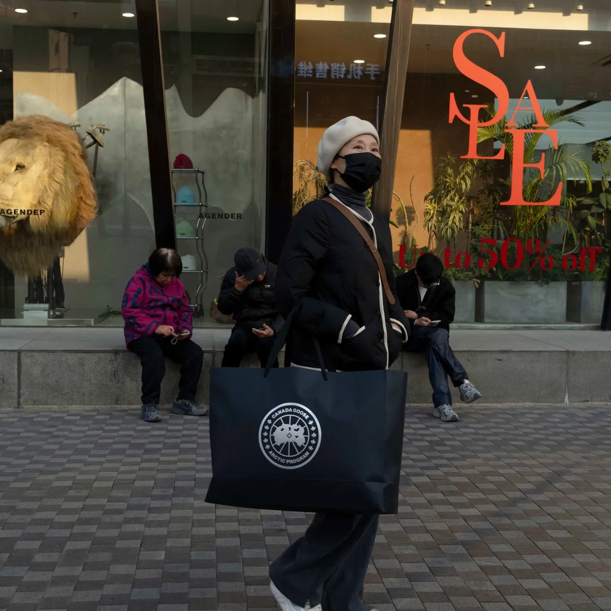 China’s Retail Sales Growth Slows Despite Record-Length Singles’ Day Shopping Campaigns