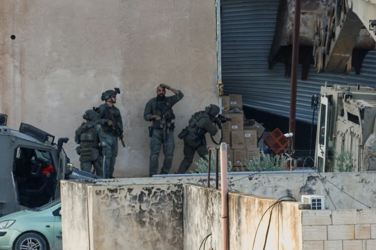 Two Palestinians Shot Dead After Appearing to Surrender as West Bank Tensions Escalate