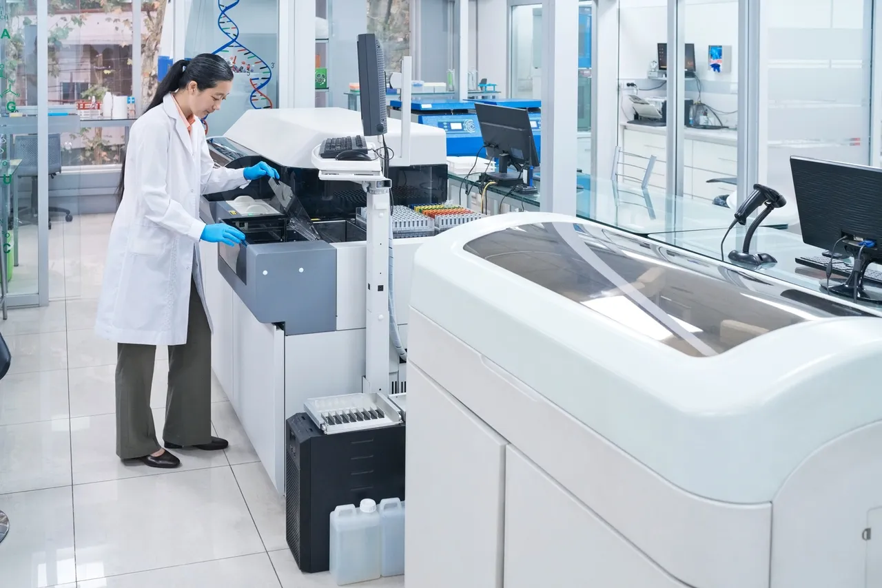 Biotech Labs Advance Drug Discovery Through Automated Research Platforms
