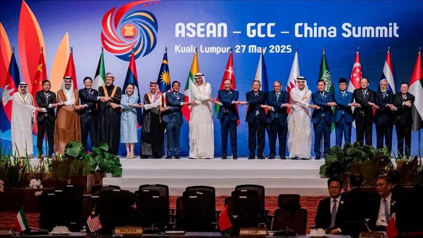 China Reaffirms Commitment to South China Sea Peace and Regional Stability