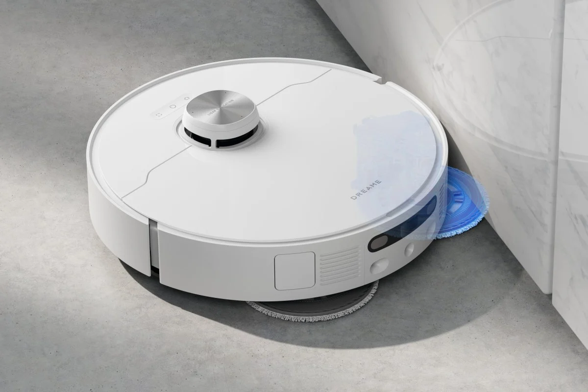 Chinese Robot Vacuum Maker Dreame Rewards Staff With Gold Bonuses and Antarctica Trips