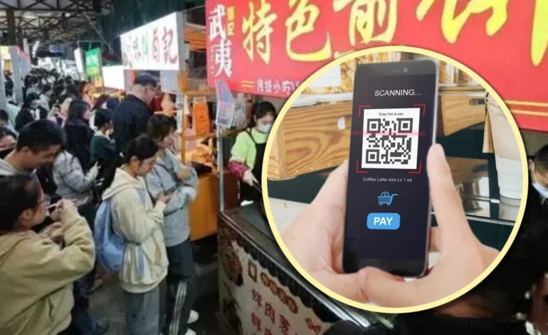 China Street Food Vendors Rally Around Cancer-Stricken Colleague with QR Code Fundraiser