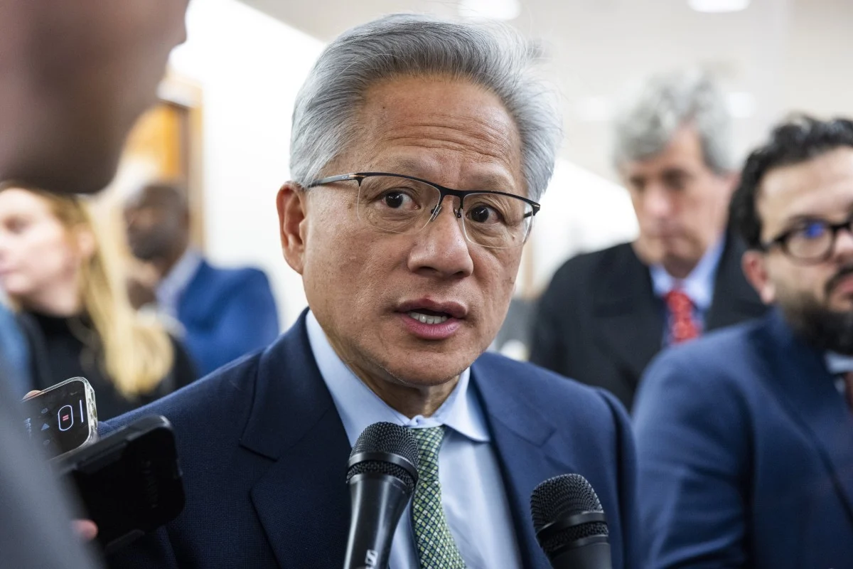 Nvidia CEO Huang Uncertain About China’s Reception of H200 Chips Following Trump Meeting