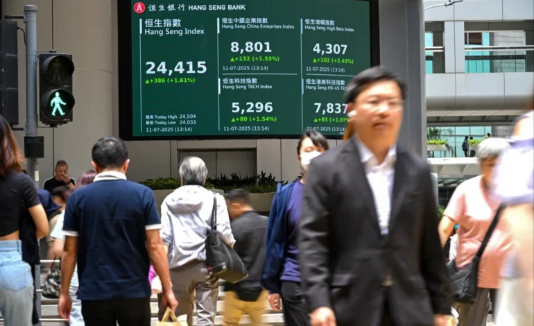 Tech Firms Drive Hong Kong Stocks Higher as Investors Bet on Imminent US Rate Cut