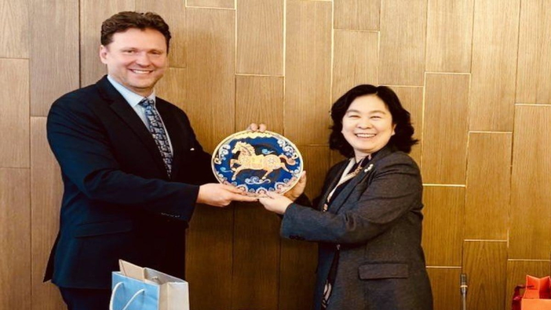 China Turns to Bilateral Deals as EU Trade Pressure Builds