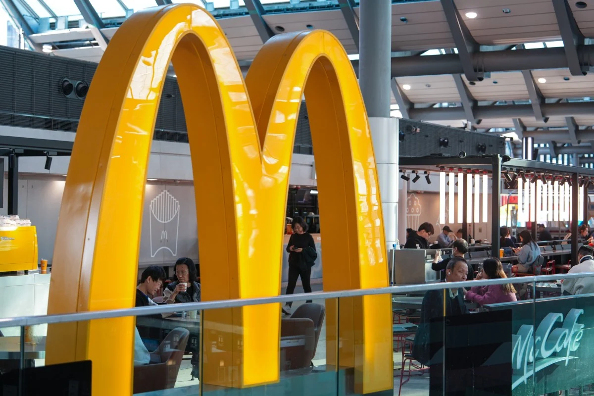 Hong Kong McDonald’s Raises Wages for Some Staff as Menu Prices Climb