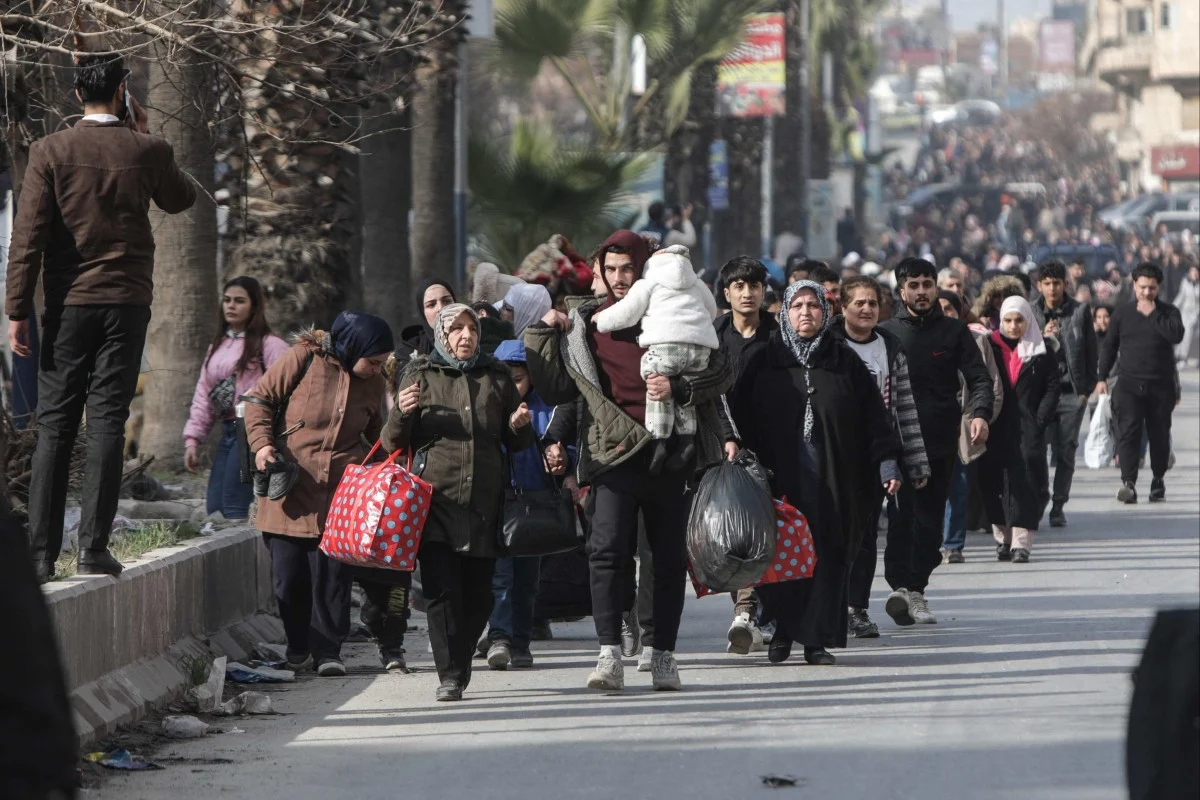 Deadly Clashes in Aleppo Undermine Syria’s Fragile Calm as Thousands Are Displaced
