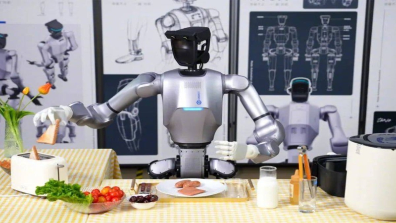 China’s Humanoid Robot Industry Shifts Focus From Hardware to Intelligence as Commercial Race Accelerates