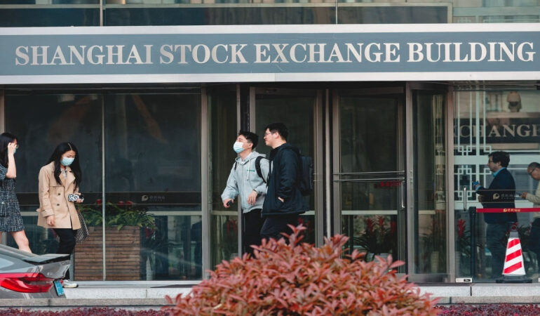 China Cuts Fundraising Wait Times to Support Loss Making Tech Firms