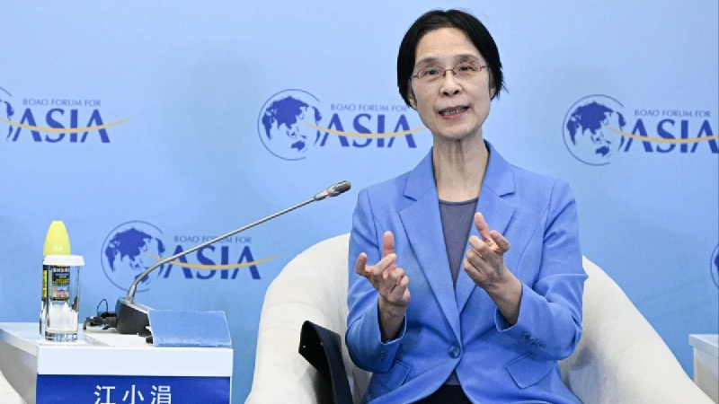 China advisers push for AI red lines as job risks and data security concerns intensify