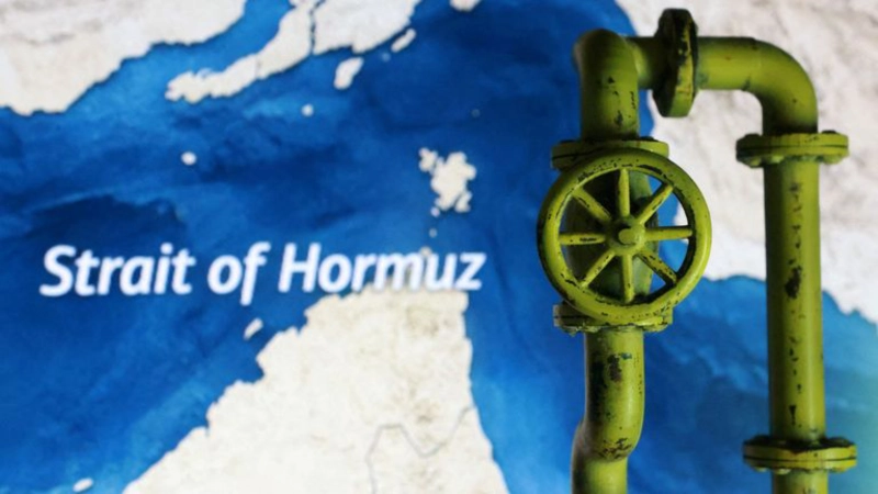 Chinese container ships exit Strait of Hormuz as conflict risks continue to disrupt global trade routes