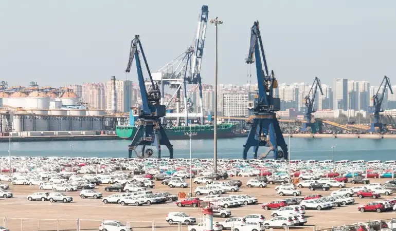 US Auto Industry Urges Trump to Maintain Barriers Against Chinese EV Competition