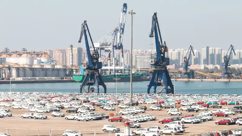 US Auto Industry Urges Trump to Maintain Barriers Against Chinese EV Competition