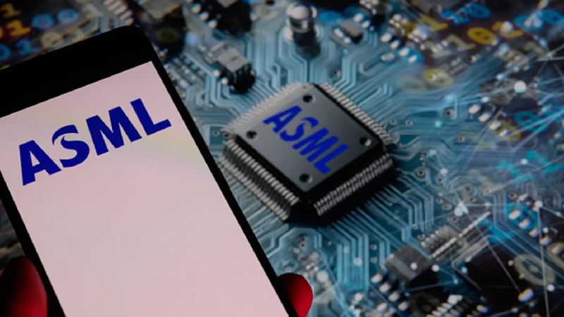 ASML Shares Drop as Proposed US Export Curbs Add Pressure on China Market