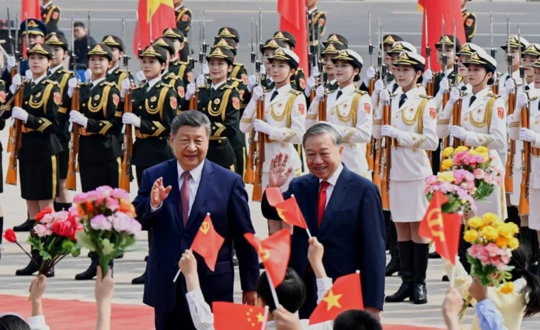 China and Vietnam Pledge to Ease South China Sea Tensions Through Dialogue